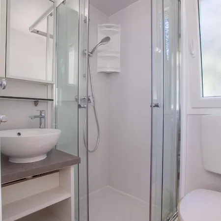 Kompleks wypoczynkowy Mobile Homes Lopari