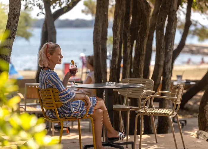 Mobile Homes Lopari Tatil parkı