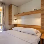 פארק נופש Mobile Homes Lopari