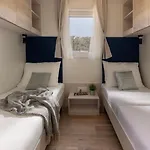 פארק נופש Mobile Homes Lopari נזרין