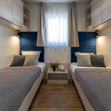 Mobile Homes Lopari